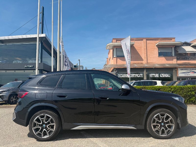BMW X1            (U11)