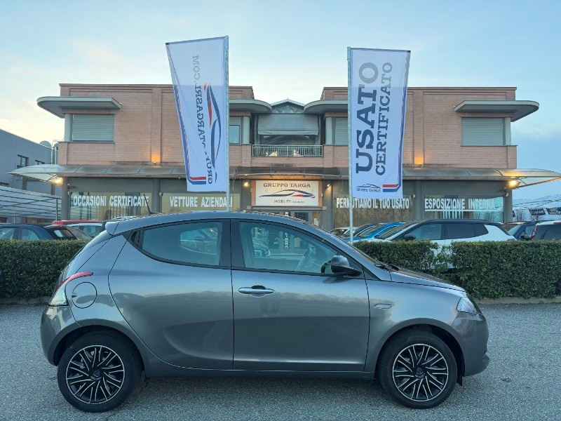 Foto LANCIA Ypsilon 3ª serie