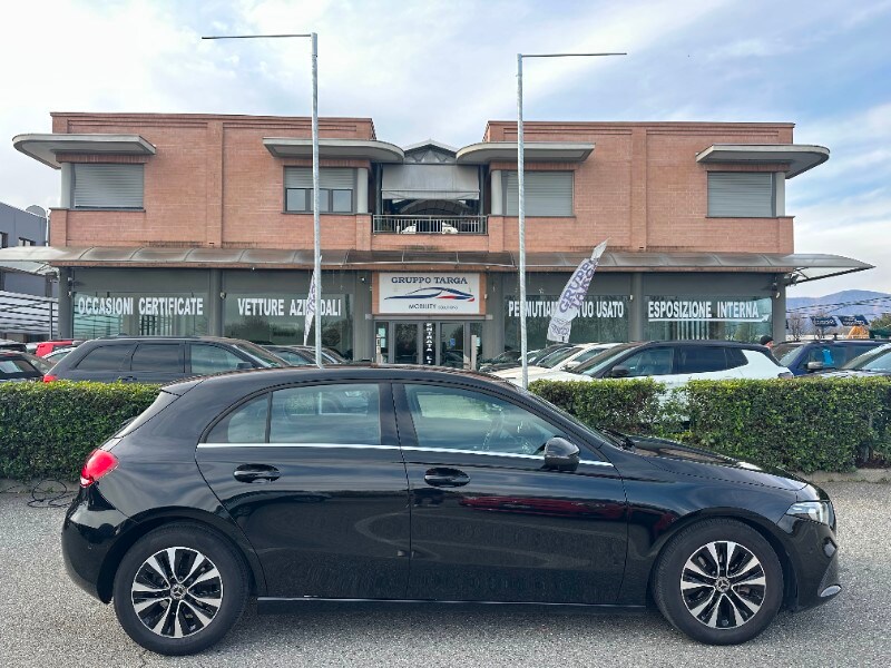 MERCEDES Classe A     (W177)